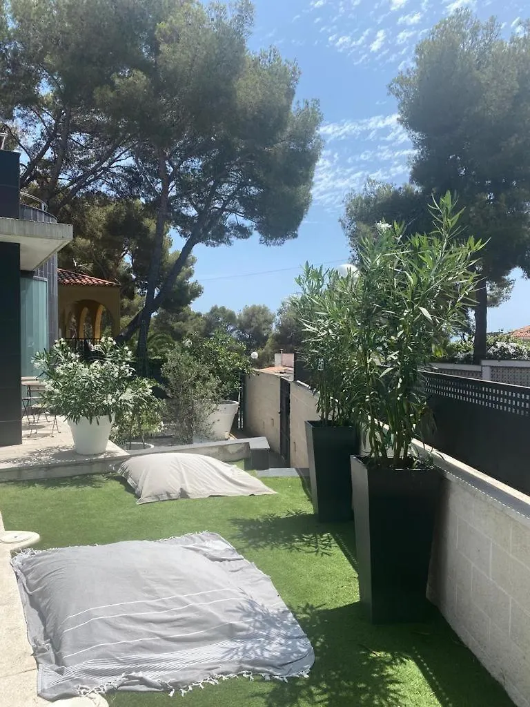 טראגונה Casa En La Mora Cerca De Las Playas 0*,